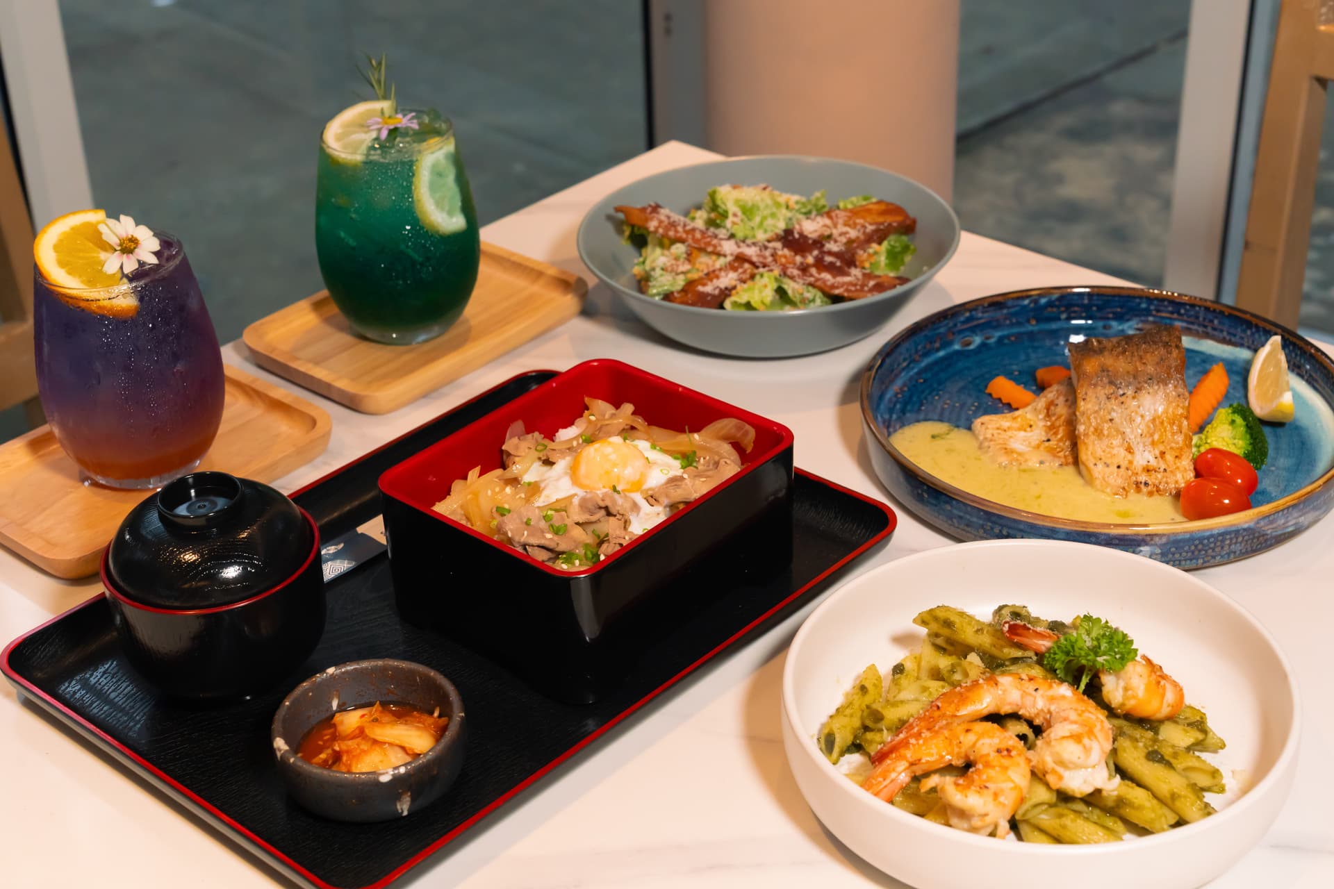 ร้านอาหาร & คาเฟ่